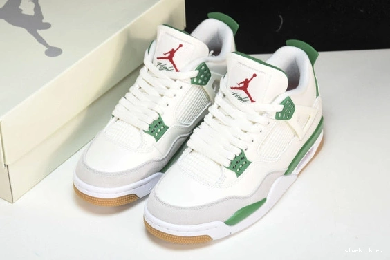   DR5415-103 Green Retro  4 SB Jordan DR5415-103 Pine 0310